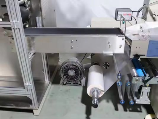 Automatic Disposable Towel Folder Packer High Speed Disposable Bath Towel Folding Machine 380V