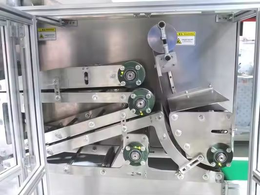 Automatic Disposable Towel Folder Packer High Speed Disposable Bath Towel Folding Machine 380V