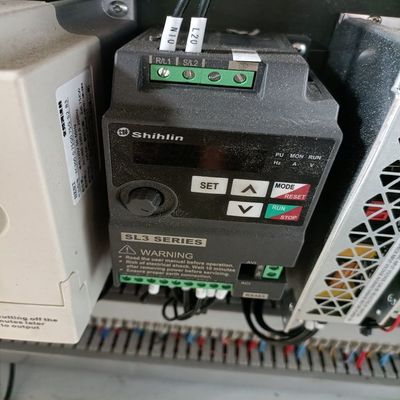آلة قطع القوالب الأوتوماتيكية ذات السرعة العالية 380V 6KW