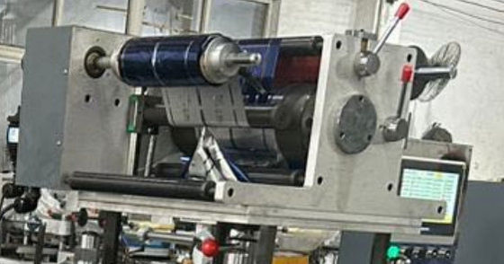 SR-450G Αυτοματοποιημένη μηχανή κοπής με πετσέτα υψηλής ταχύτητας θερμής τυποποίησης 80m/min