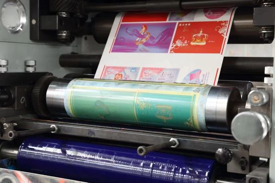Automatische Etiketten-Flexodruckmaschine mit Laminationsstation