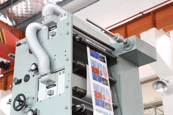 Automatische Etiketten-Flexodruckmaschine mit Laminationsstation