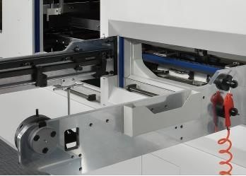 Automatic Cardboard Die Cutting And Creasing Machine Paper Die Cutting Machine Without Stripping For Carton
