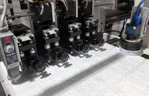 SR-Cut M4 INTELLIGENT  DIGITAL LABEL DIE CUTTER ( High-Speed Label Die Cutting Machine)